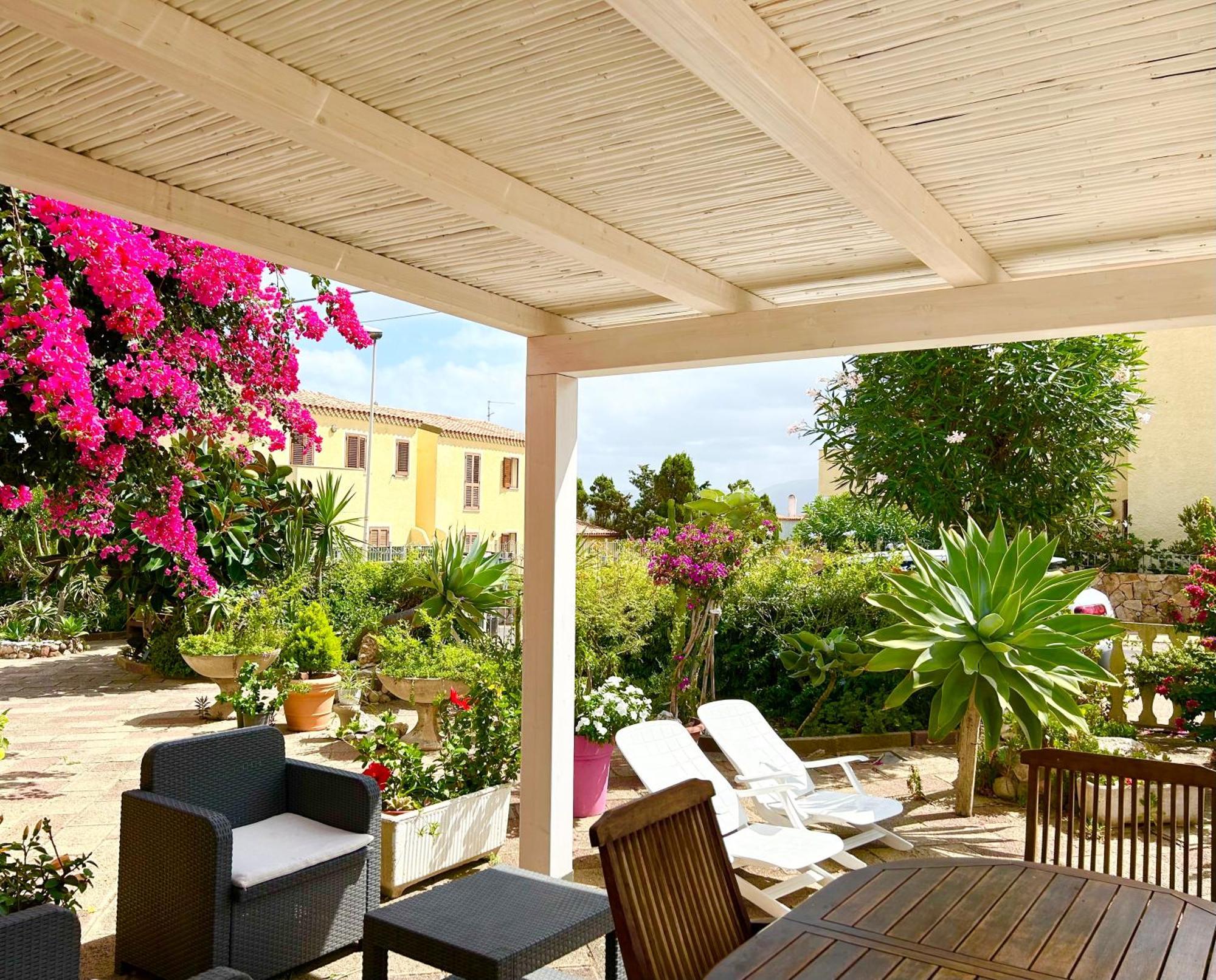 Villa Bouganville Valledoria  Extérieur photo