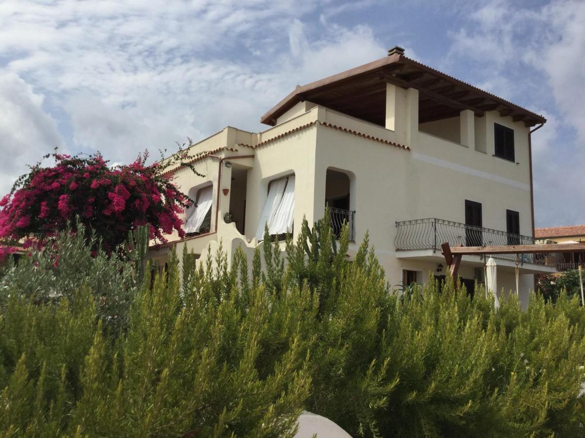 Villa Bouganville Valledoria  Extérieur photo